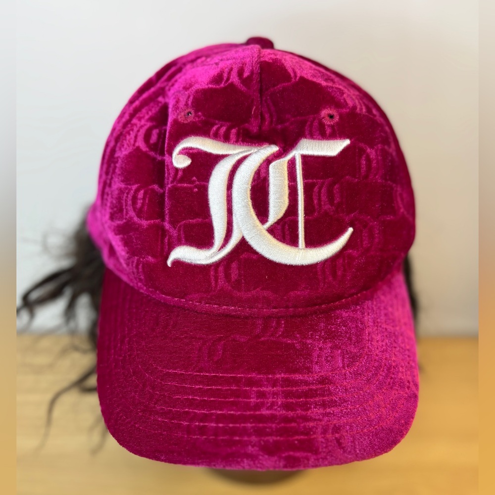 Juicy Couture Pink‎ Velvet and White Embroidered Cap NEW!!